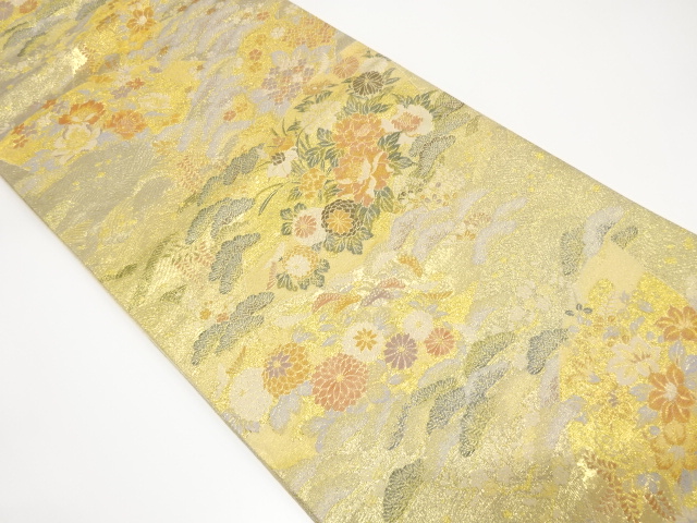 地紙に牡丹・菊・菖蒲模様織り出し袋帯